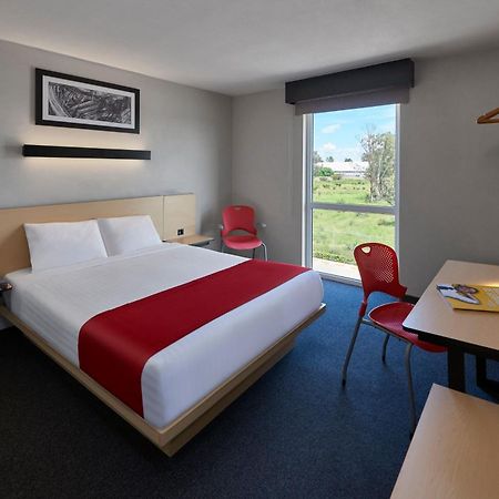 City Express By Marriott Irapuato Norte Exterior photo