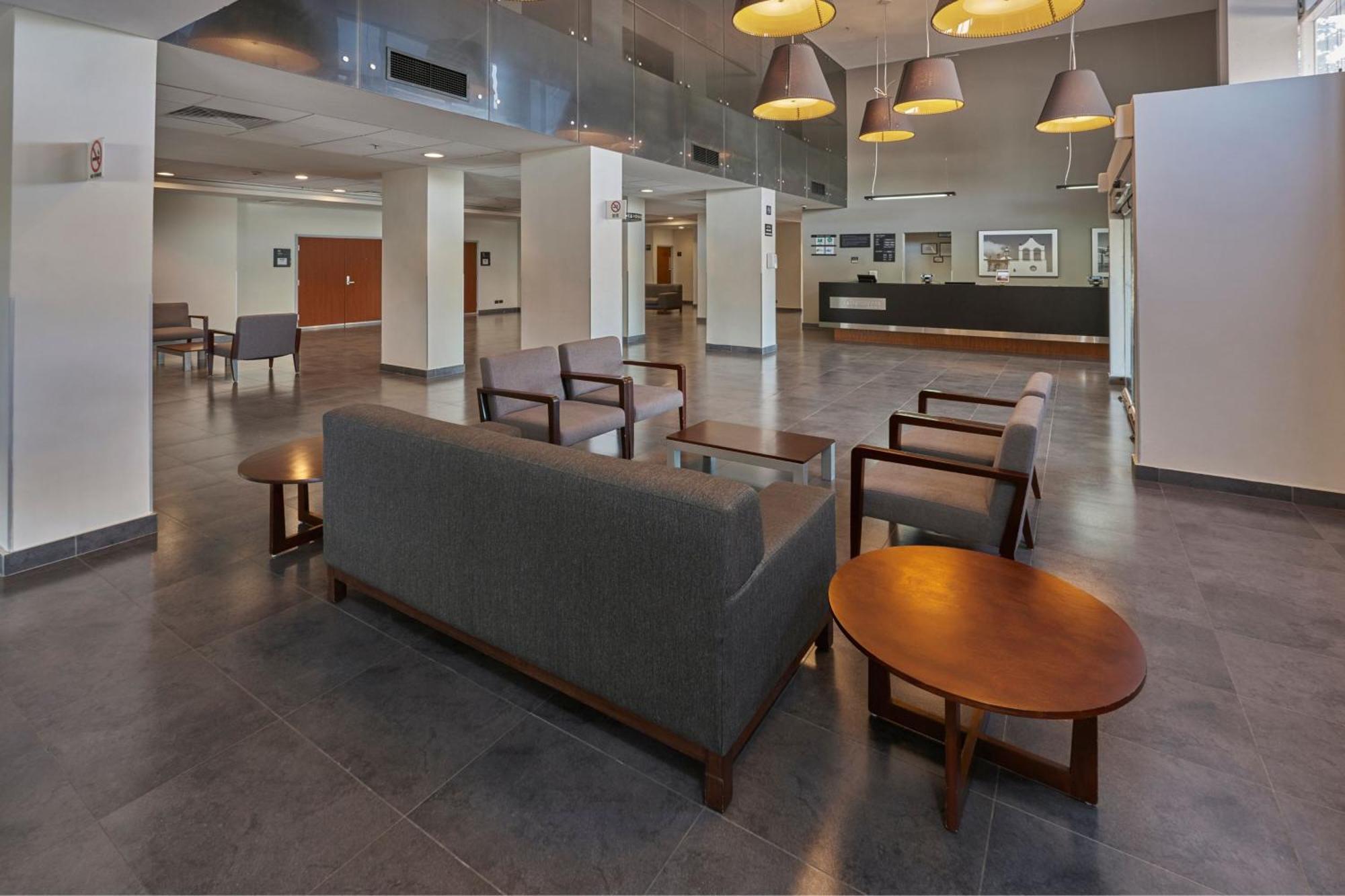 City Express By Marriott Irapuato Norte Exterior photo